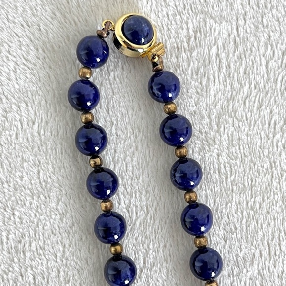 Jewelry - Classic Blue Beaded Necklace
